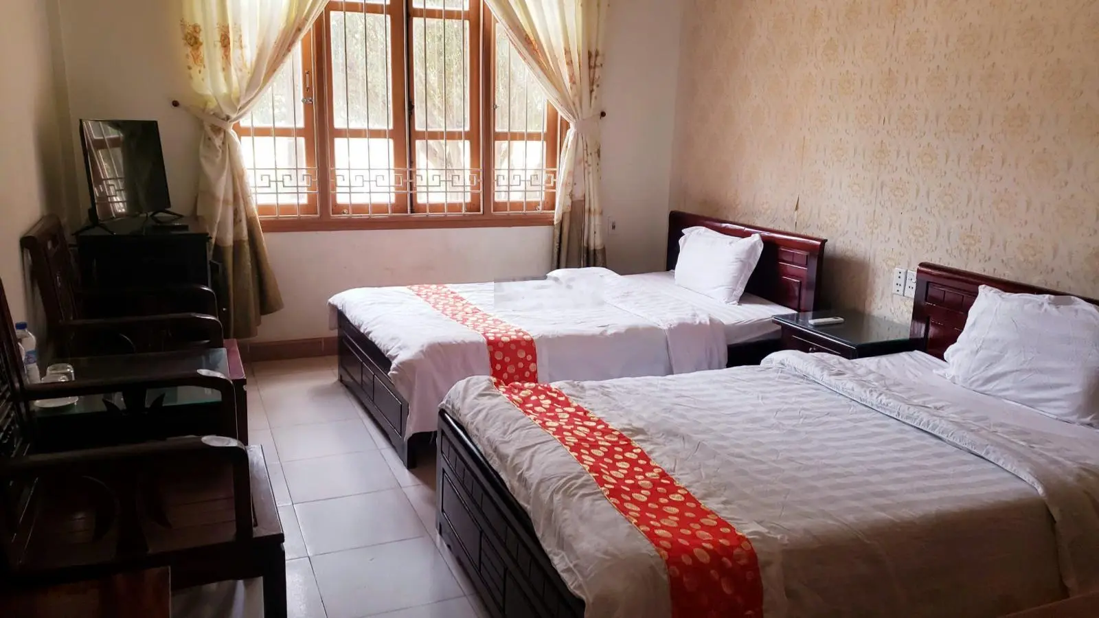 Chính chủ bán nhanh Khách Sạn Ban Mai siêu rộng đẹp tại biển Trương Pháp - Đồng Hới - Quảng Bình