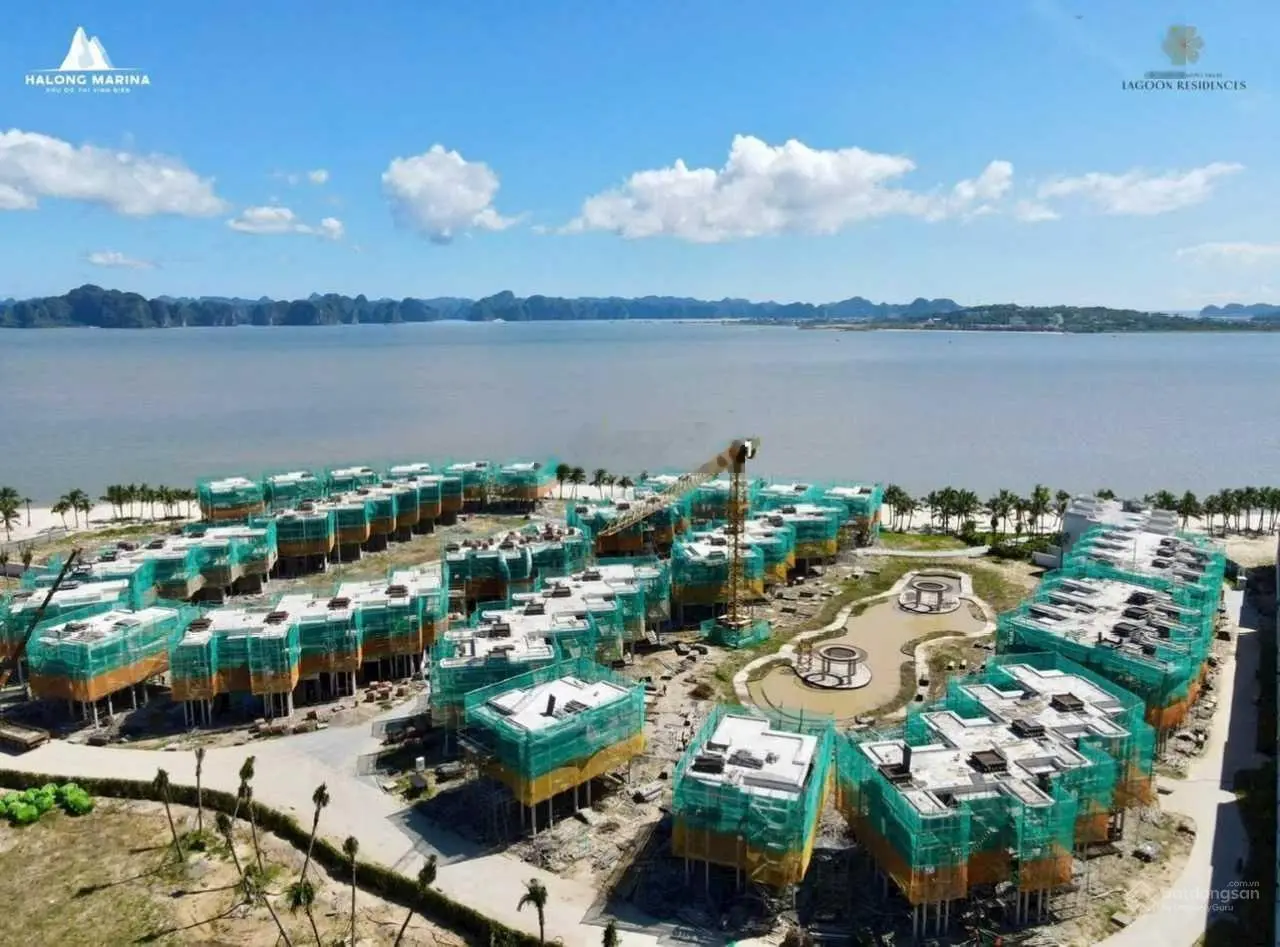 Biệt thự chạm cát - view Vịnh Hạ Long - sở hữu lâu dài. LH: 0915 069 ***