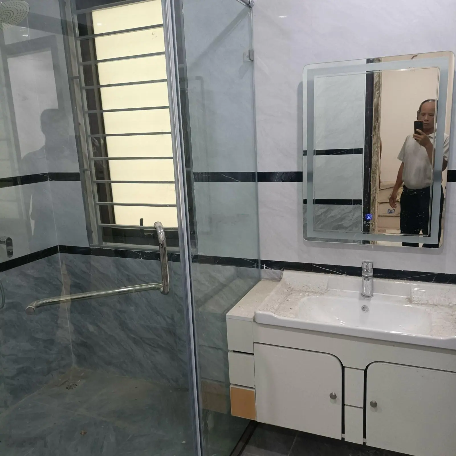 Bán nhà 7 tầng thang máy tại Đền Lừ, Hoàng Mai. Diện tích 42m2, giá 15,5 tỷ