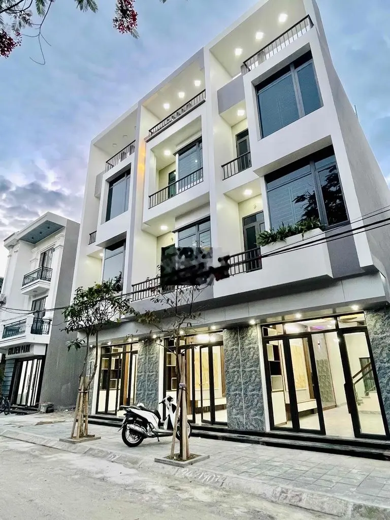Nhà Mặt Phố Khu Trầm Cá, Vỉa Hè 3m, Ô Tô Tránh, Ở Kết Hợp Kinh Doanh