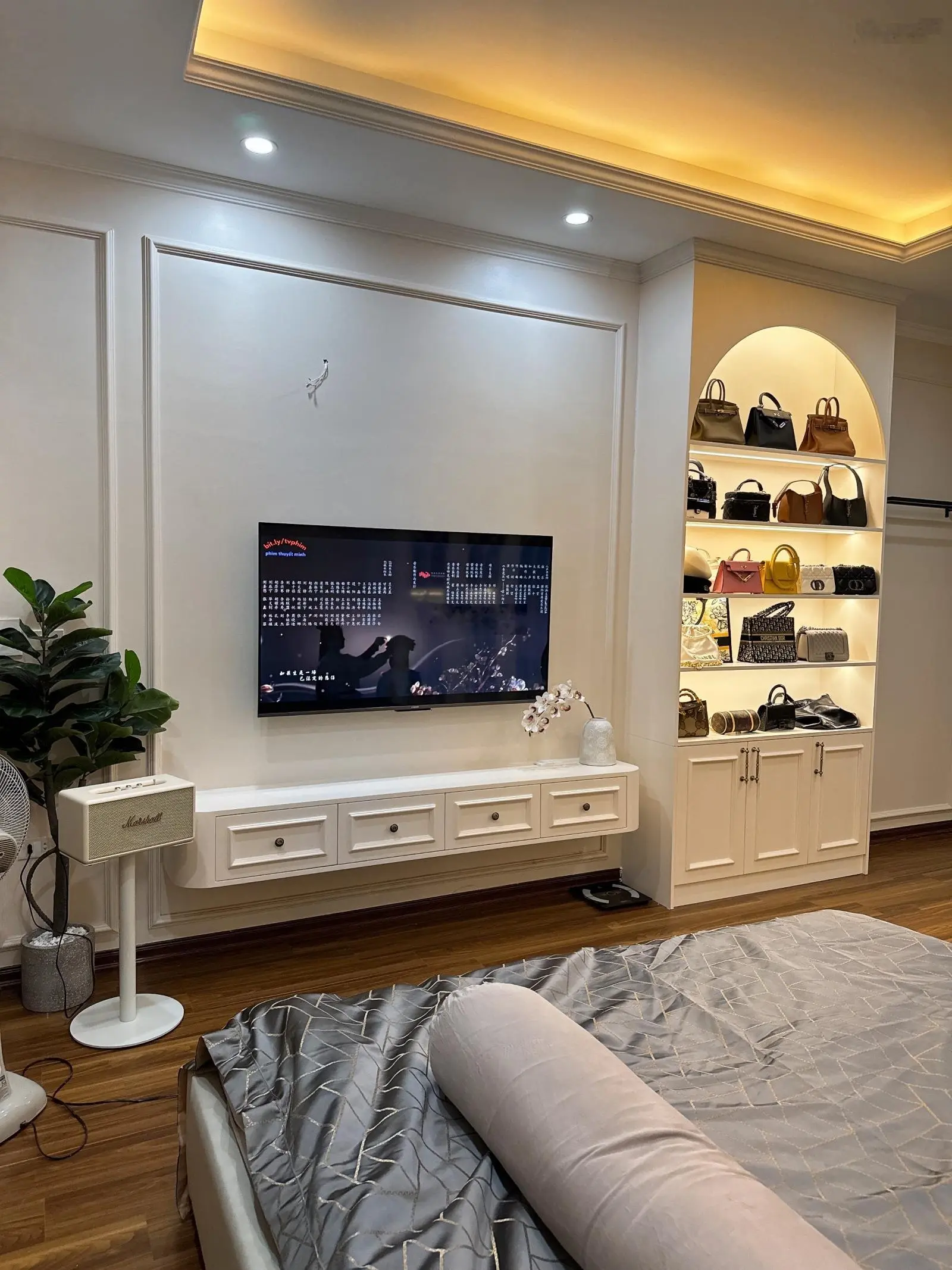 Chính chủ cần bán nhà 5 tầng full nội thất vip ngõ 264 ngọc thuỵ.