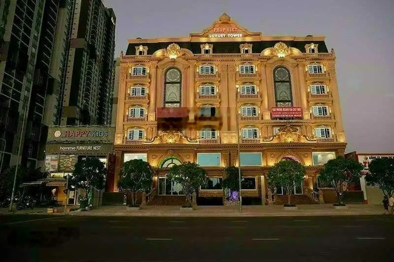 Bán or cho thuê tòa nhà mặt tiền Lạc Long Quân, Tân Bình. DT: 21 x 55m, hầm 7 lầu ST, giá 375 tỷ