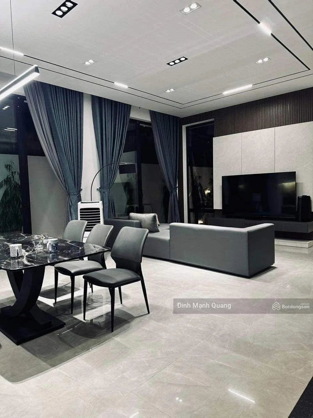 Bán nhà riêng giá chỉ 550 triệu tại phố Quảng Khánh, Tây Hồ, Hà Nội. LH 0904 650 ***