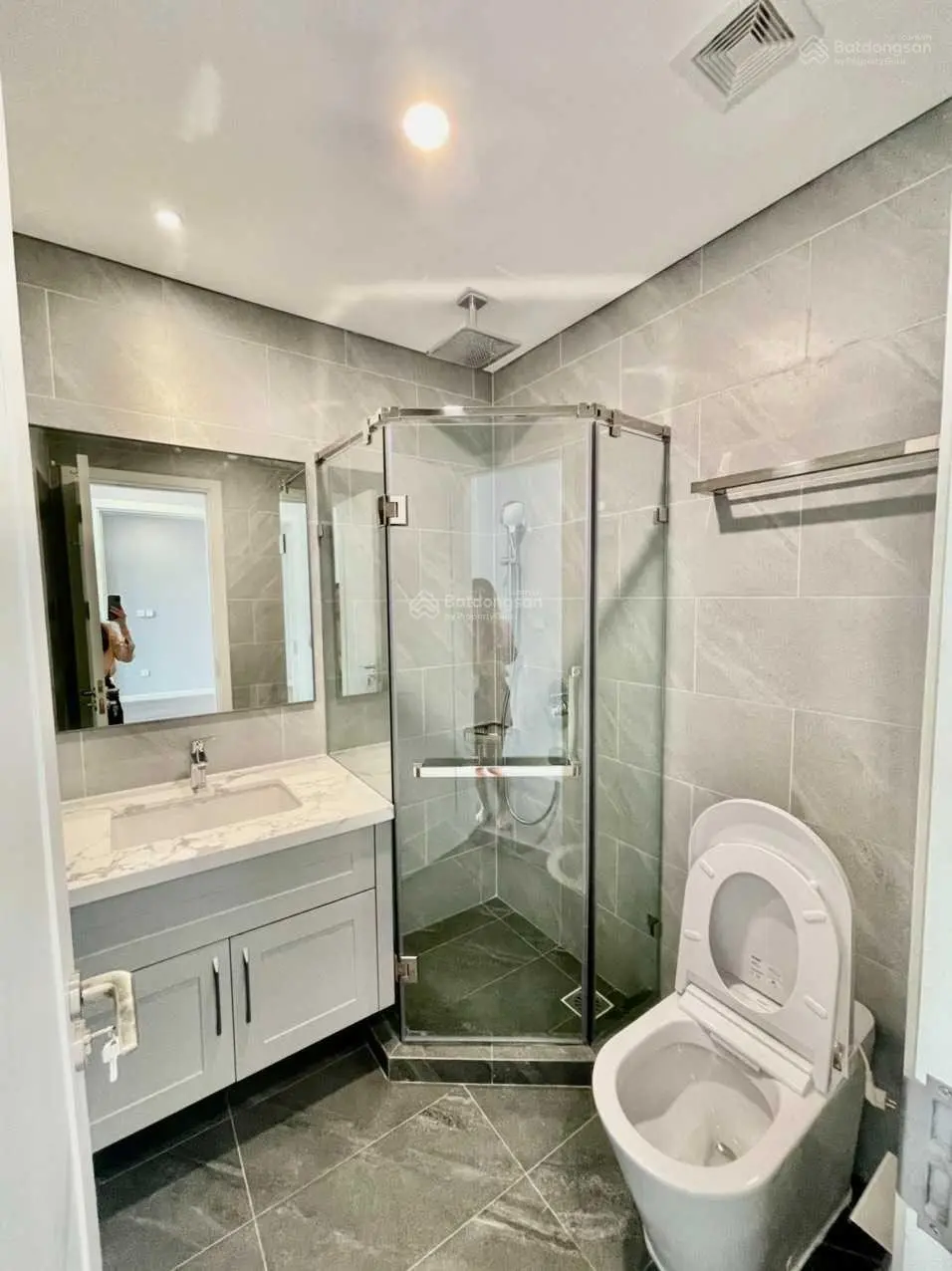 Cập nhật quỹ căn chuyển nhượng 2-3PN giá tốt tại An Bình Plaza - 97 Trần Bình. Cam kết không báo ảo