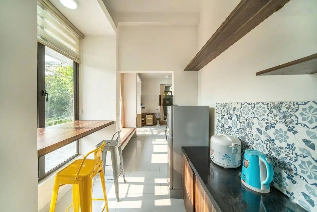 Siêu phẩm biệt thự 300m² đầy đủ nội thất, hồ bơi tại Lương Sơn - giá cực tốt!