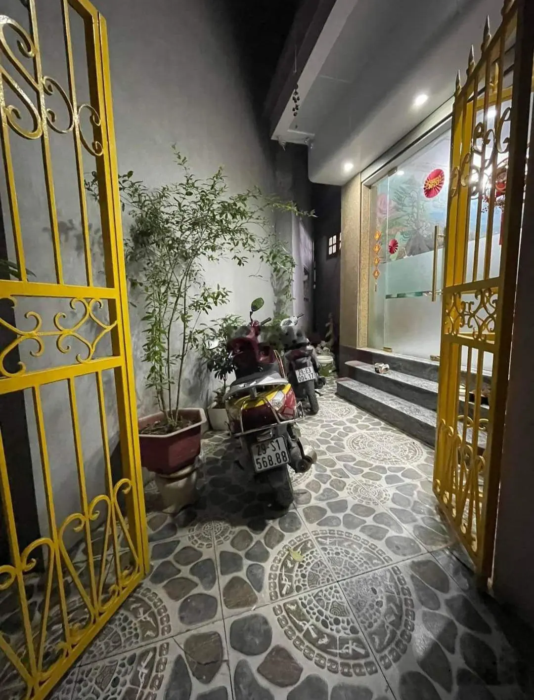Bán nhà mặt ngõ vương thừa vũ thanh xuân 55m2;4 tầng;mặt 4m;5pn;9 tỷ.nhà đẹp,sau quy hoạch ,ra sát