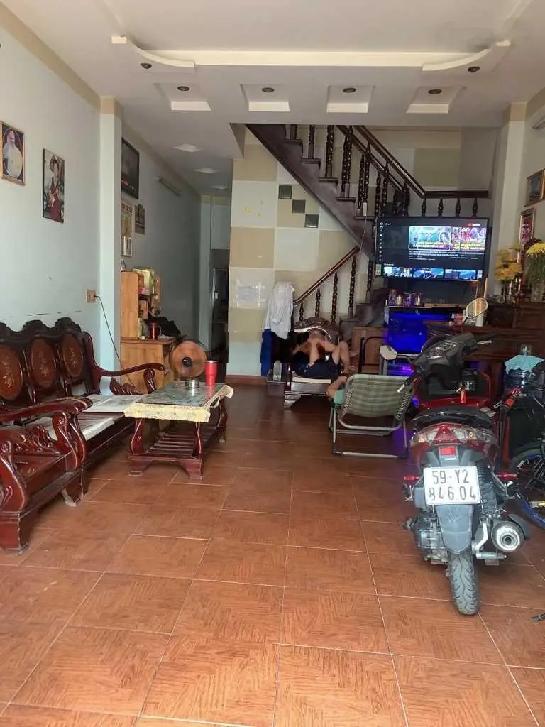 Nhà 2 tầng, 4,2x22m, đường xe tải. Khu phân lô nhà thờ Lạc Quang, Trường Chinh Tân Thới Nhất