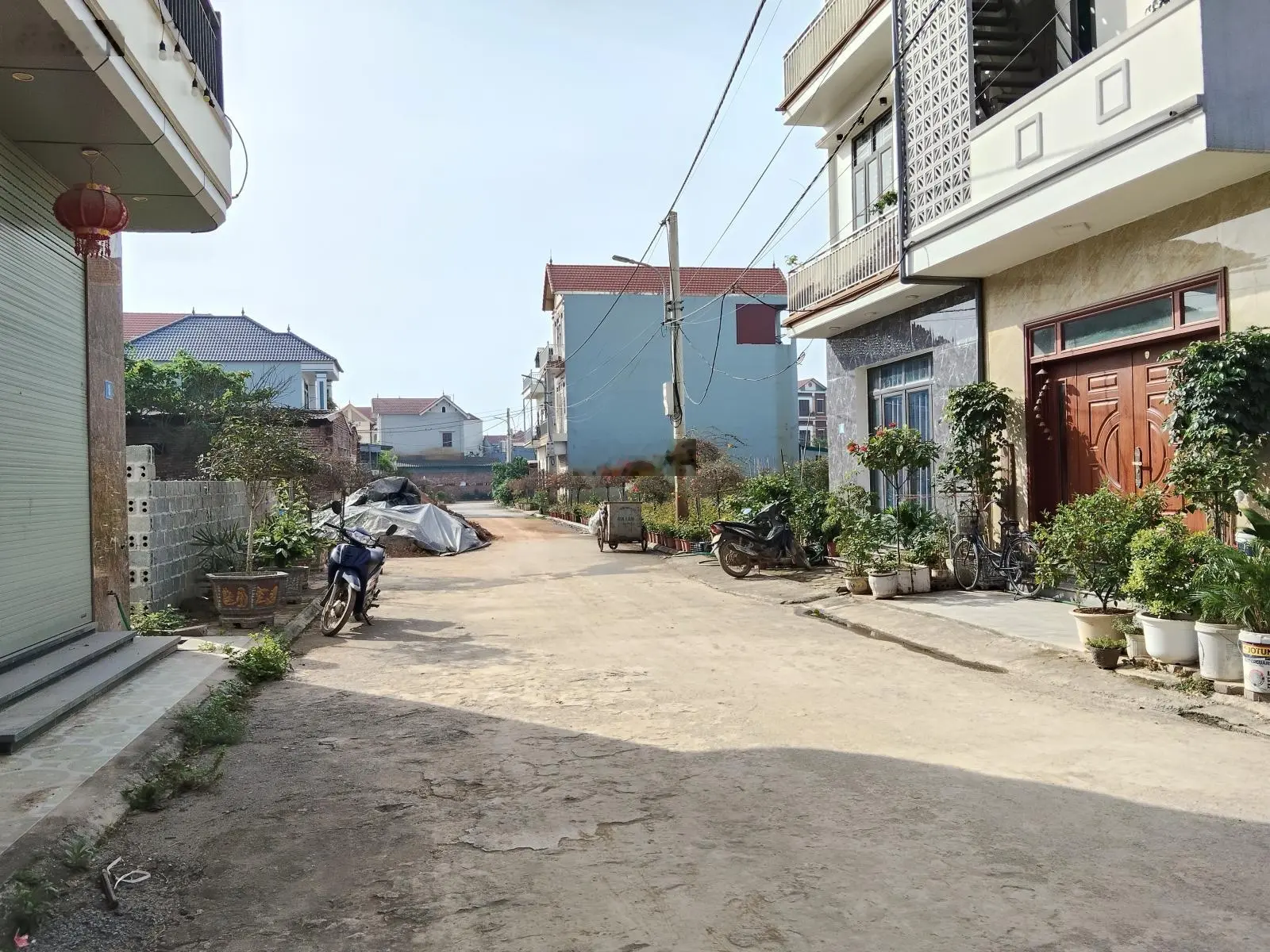 Nhà đẹp như biệt thự - vừa ở vừa kinh doanh - tặng lại toàn bộ cơ sở vật chất trị giá gần tỷ đồng
