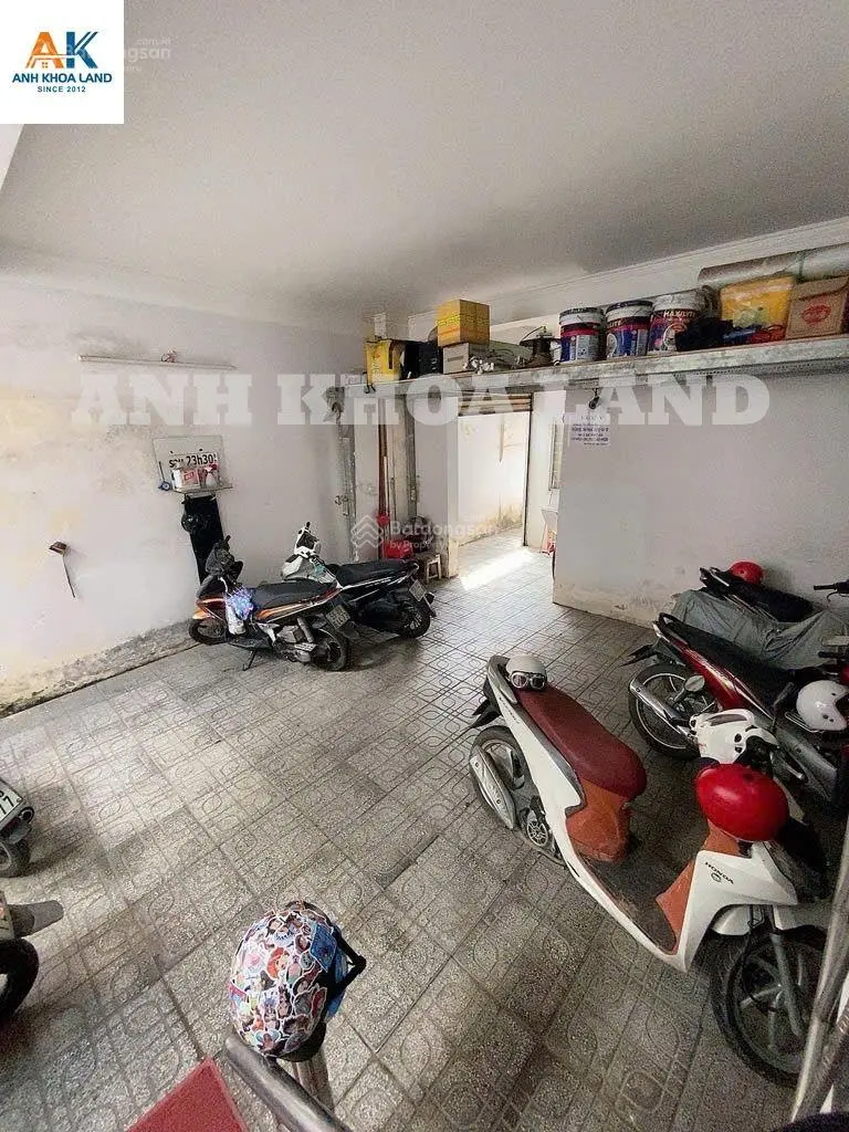 Bán gấp nhà 4 tầng MTKD 13 phòng thu 4tr/th. Mặt bằng trệt cho thuê 20tr/th. P. Linh Trung. 150.5m2