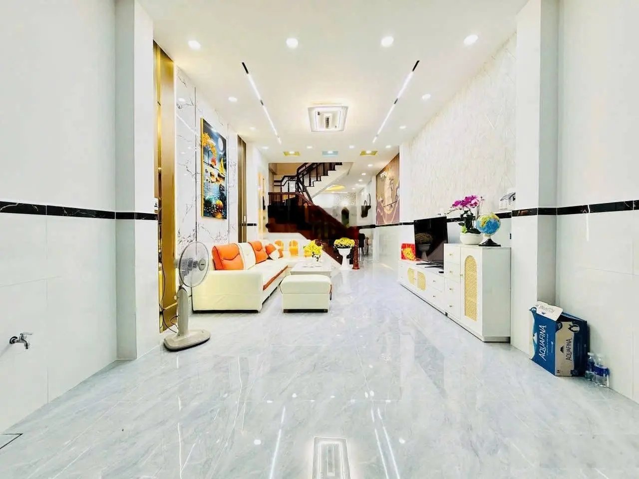 Bán nhà quận 1 giá cực tốt ngay nguyễn cảnh chân,cầu kho,quận 1-giá:4tỷ680/70m2(5x14) 4pn