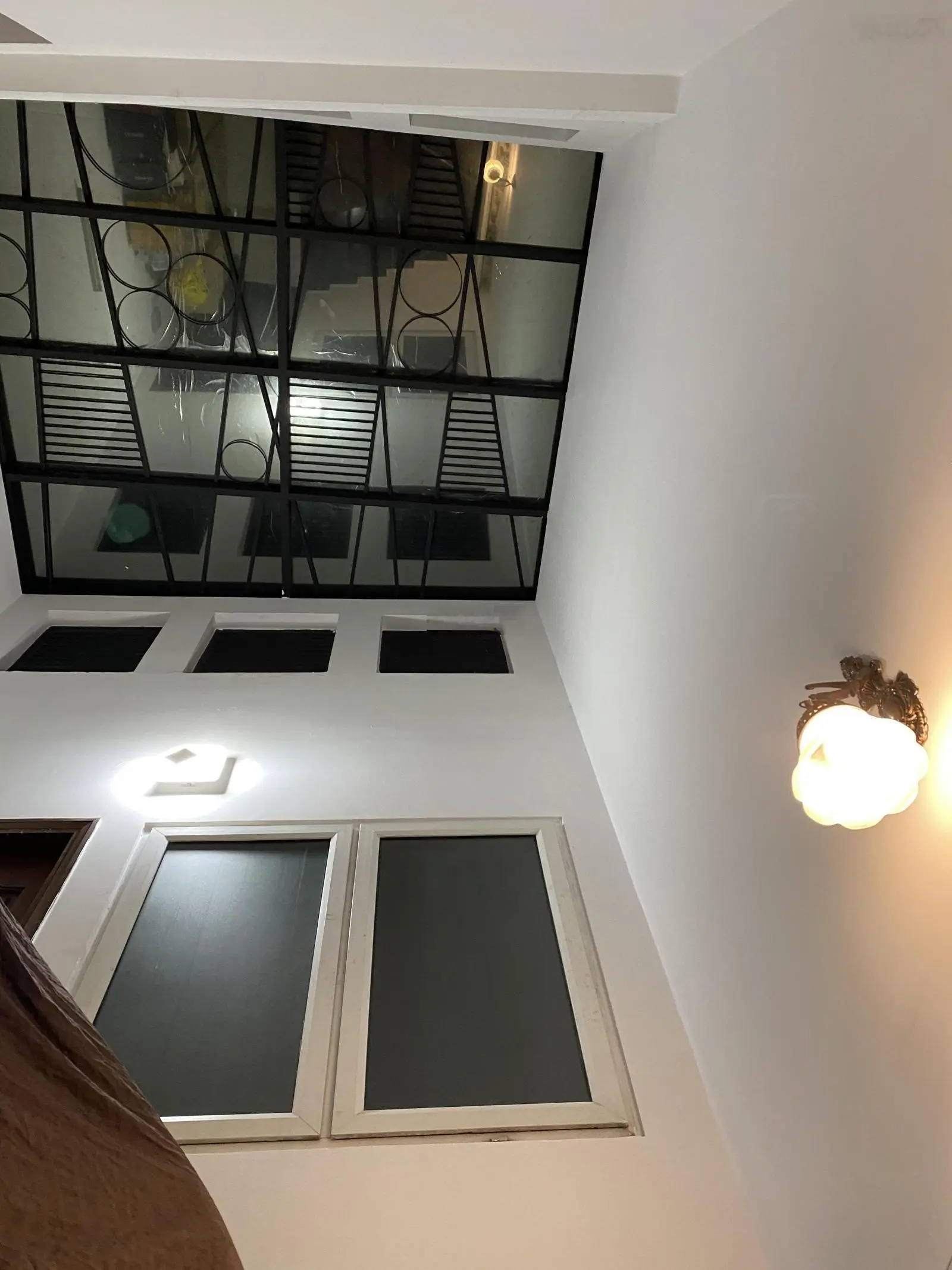 *Hồ Con Rùa* [41m2 - 5 tầng] Phạm Ngọc Thạch-