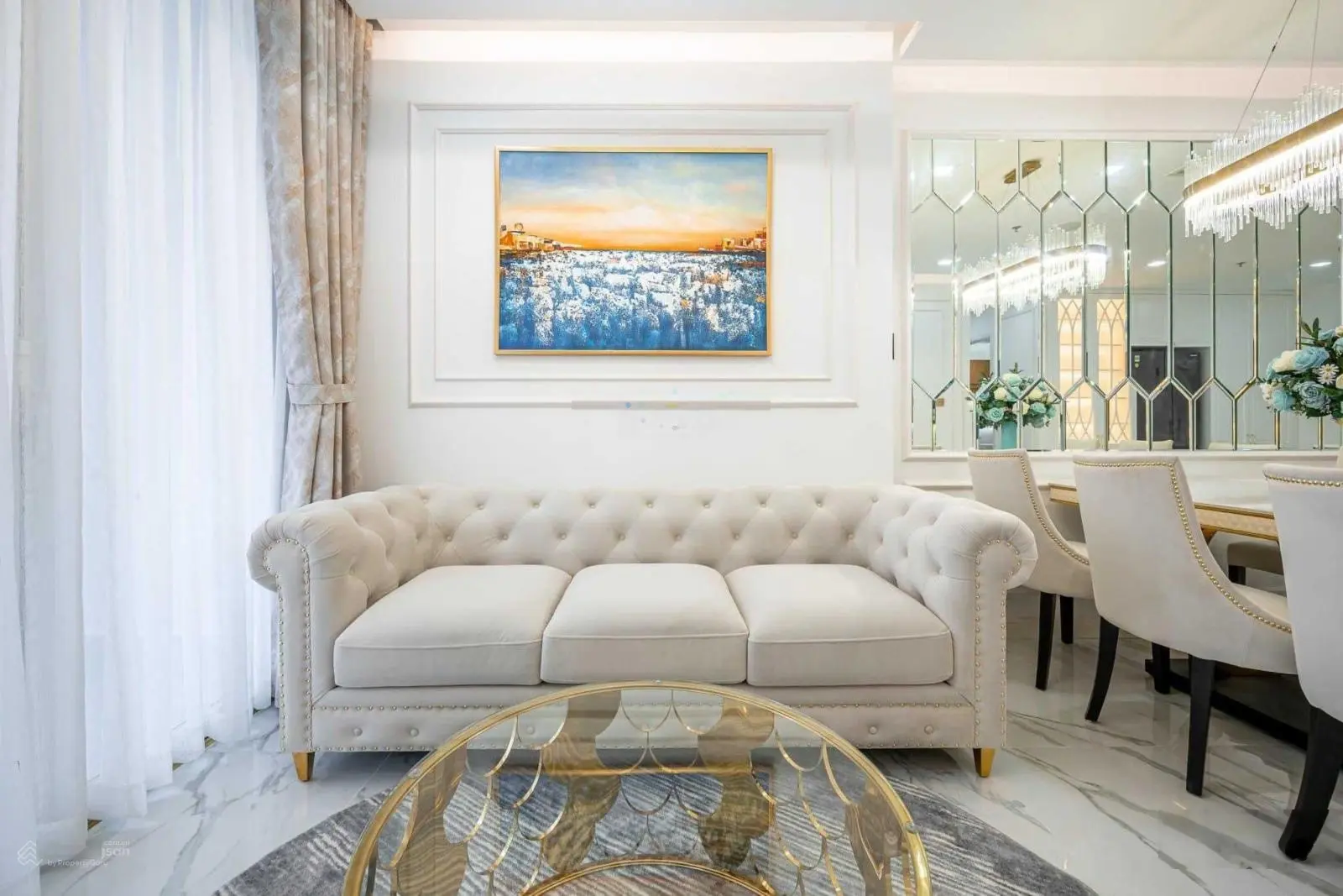 Cần bán gấp CHCC The Tresor ngay tại TT Quận 4. DT: 65m2 2PN1WC, full NT. Giá: 3tỷ8. LH: 0961 663 ***