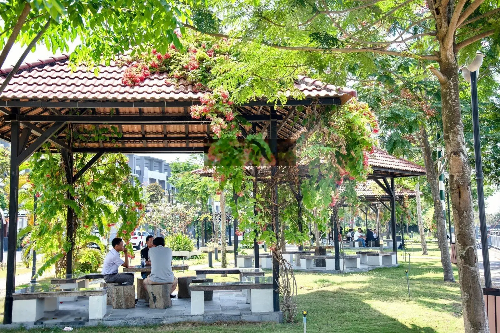 The Pearl Riverside - Nhà phố mặt tiền sông - DTXD 320m2 - Gía 12 tỷ