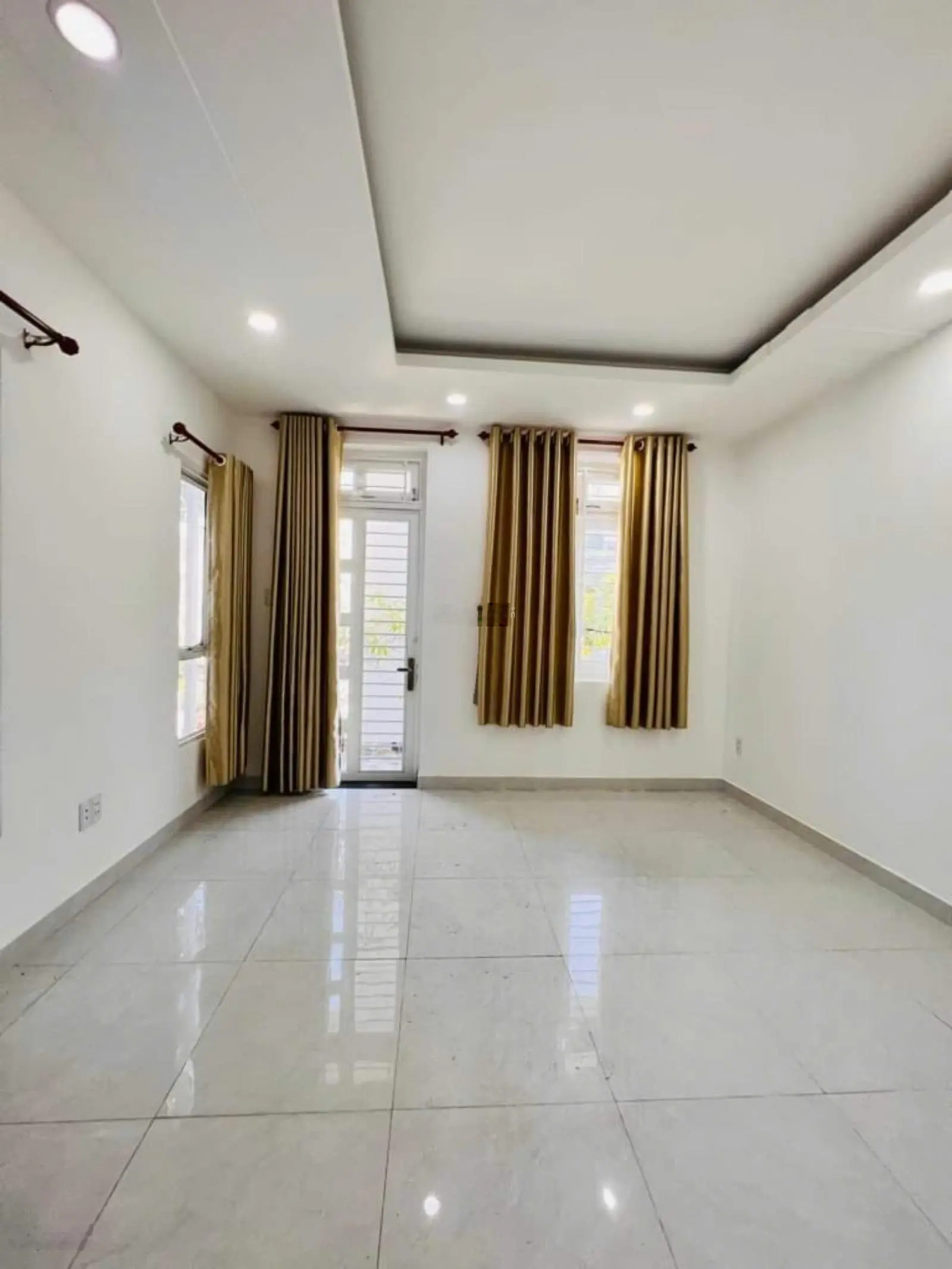 Mua nhà đẹp đường số 2, Hiệp Bình Phước, Q. Thủ Đức, 48m2 nhỉnh 3.3 tỷ, sẵn HĐ thuê SHR