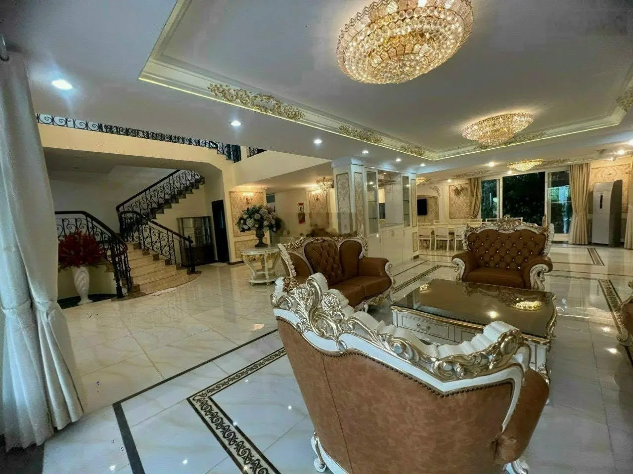 Thảo điền - biệt thự siêu đẹp như hình -khu sang - 730m2 -3 lầu - chỉ 129 tỷ thương lượng