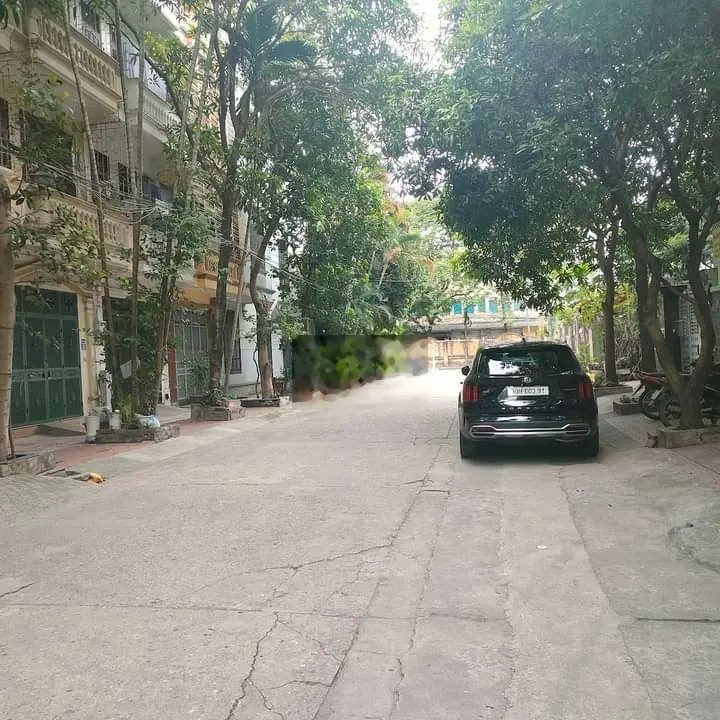 PHÂN LÔ HOÀNG QUỐC VIỆT 80/100M.5T.OTO TRÁNH.VỈA HÈ.KINH DOANH:25 TỶ