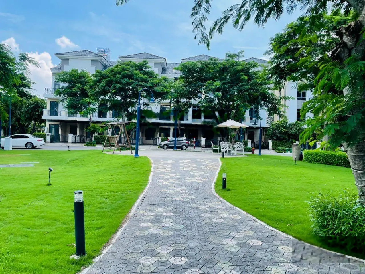 Bán Verosa Park Khang Điền - nhiều căn giá tốt - Đi Xem Nhanh 0966 514 ***