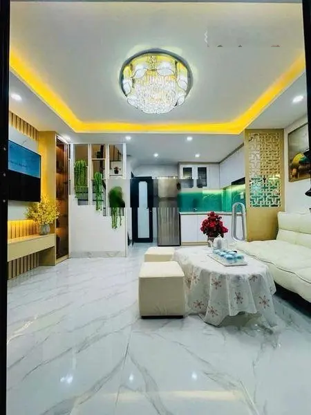 Bán gấp nhà Thái Hà 45m, 5 tầng, mặt tiền 7m, 3 bước ra ô tô, giá 8 tỷ 900 triệu