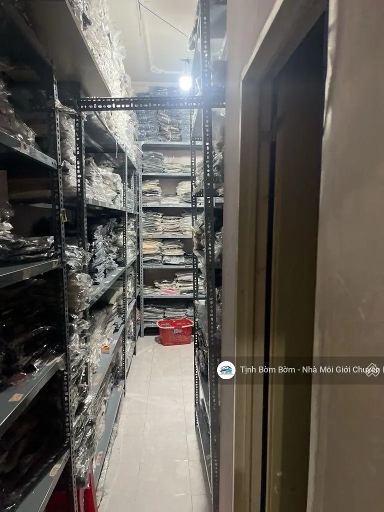 Nhà triệu đô: 60m2 MT Kinh doanh, hẻm xe tải đường Sư Vạn Hạnh, 4 tầng kiên cố 23.x tỷ TL