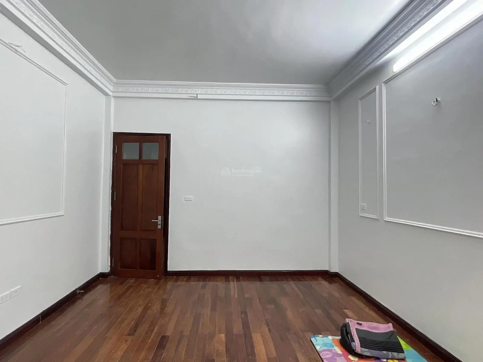 Bán Nhà Đống Đa Thái Hà Ngõ to Rộng sạch đẹp oto Tránh Vừa Ở Vừa kinh doanh DT44m Giá 18,5 Tỷ