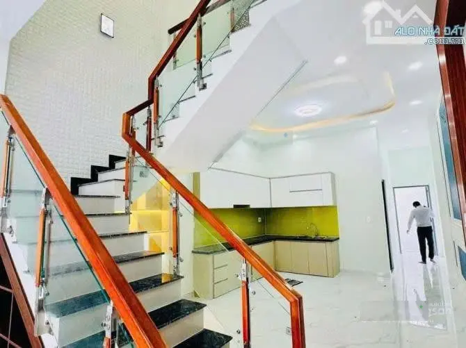 Tặng full nội thất cho khách mua nhanh !! Nhà Trần Quốc Thảo, P7, Q3. DT:59,6m2, SHR, Giá 3 tỷ700