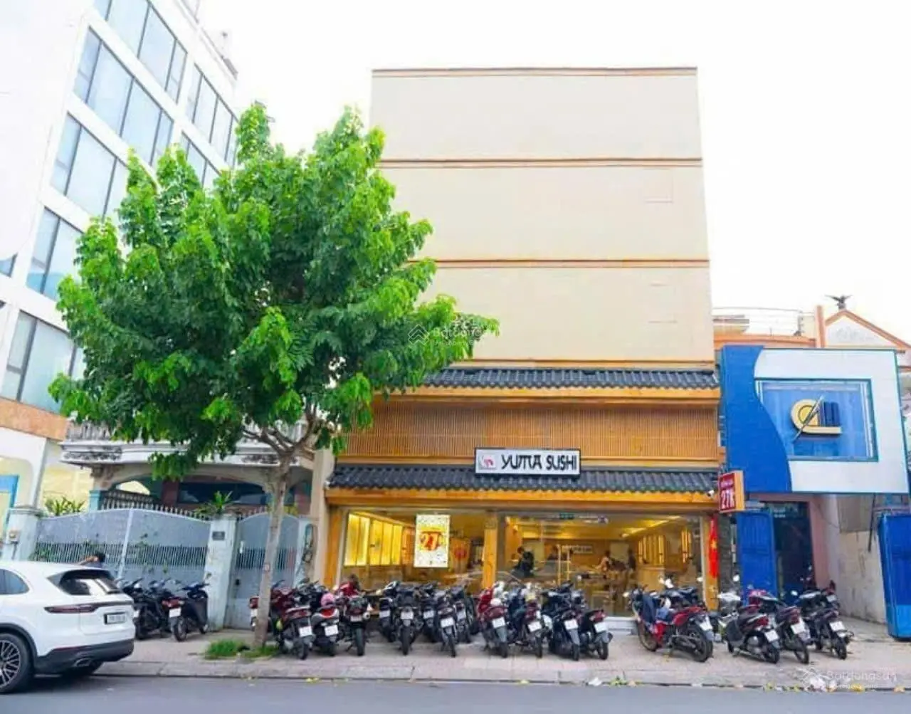 Mặt tiền Lý Tự Trọng Quận 1 - DT 12 x 22m - công nhận: 264m2 - 4 tầng - Giá 130 tỷ - tin thật