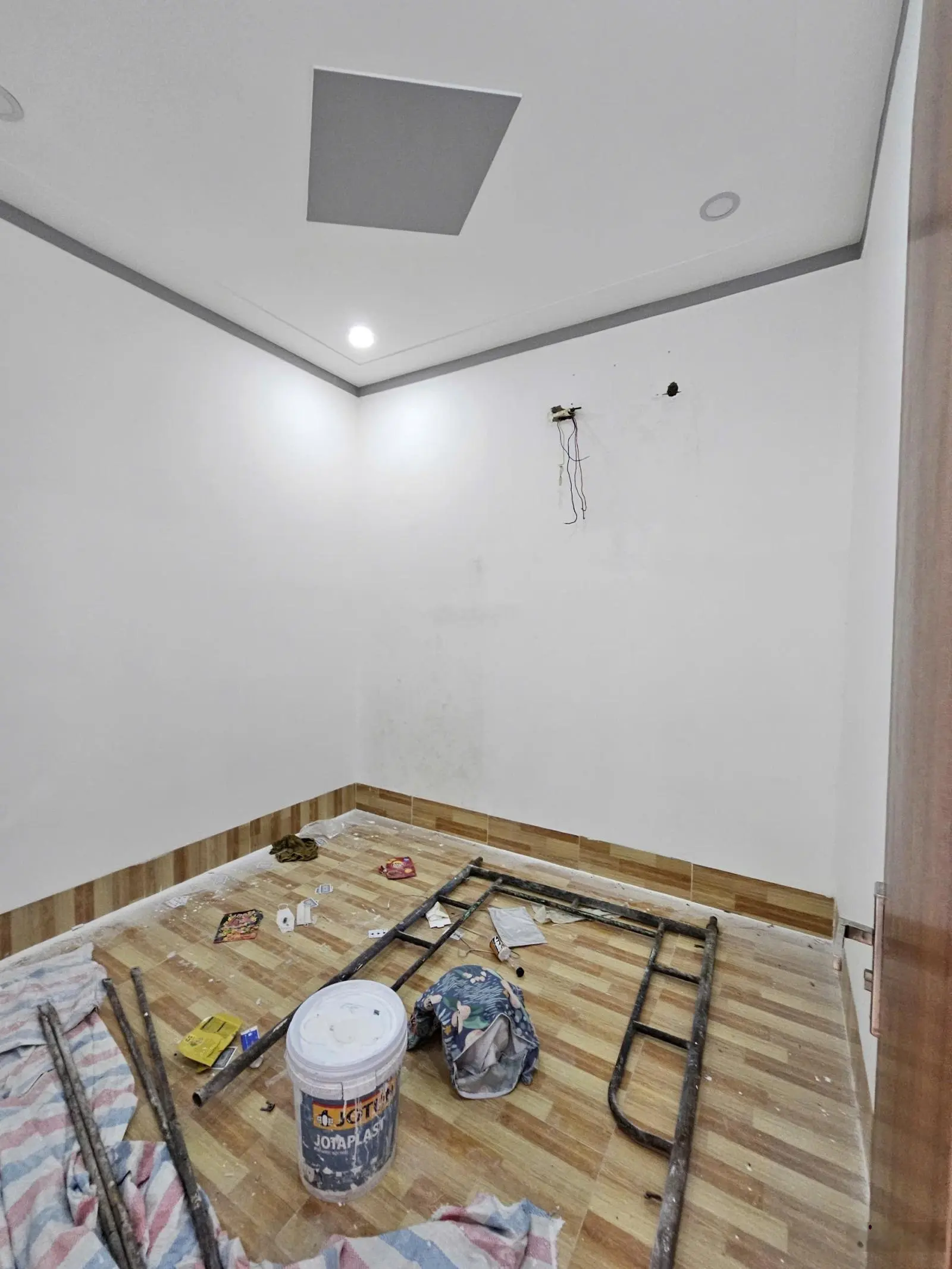 2 tỷ 7 Bán nhà rẻ nhất KDC gần chợ Phú Phong 200m, P.Bình Chuẩn, TP.Thuận An