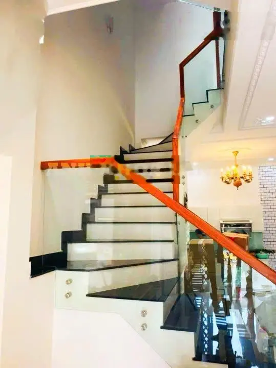 Bán nhà 3T Linh Đông hẻm 5m khu cao ráo an ninh kế Phạm Văn Đồng Thủ Đức