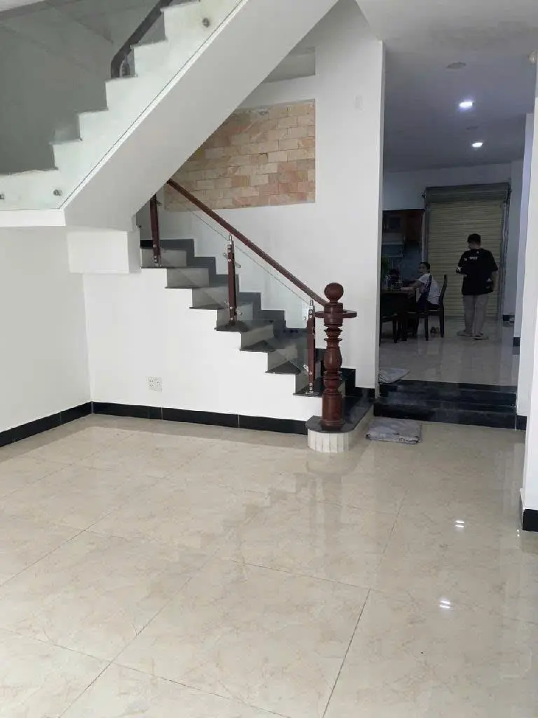 Nhà 3 tầng mặt đường kdbb Huỳnh Thị Đồng, 4,5*16, hơn 8 tỷ.