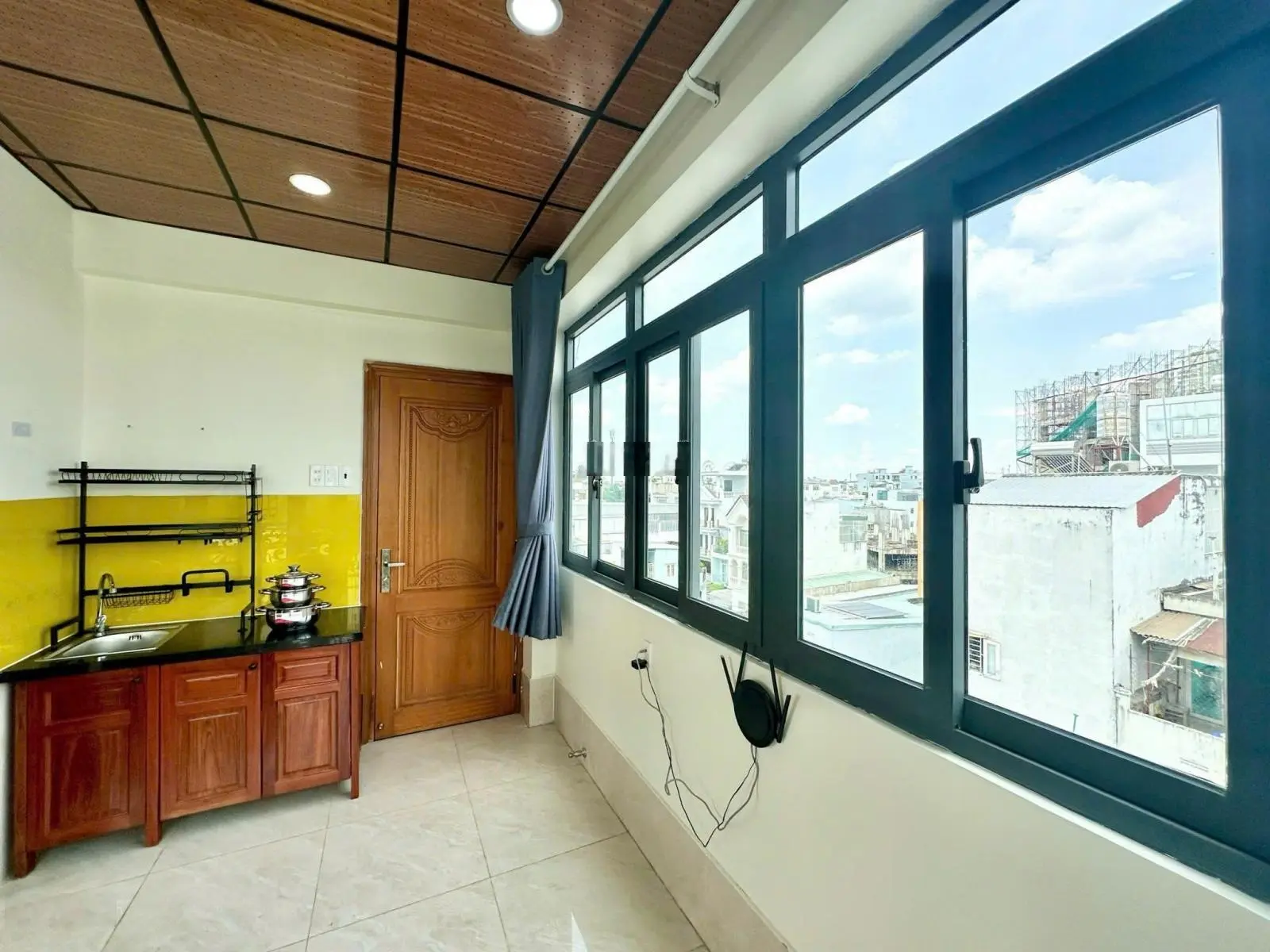 CHDV Tám Danh, sẵn dòng tiền 7%/Năm, P4Q8, 5 tầng, 9PN 10WC. Nhà hai mặt trước sau cực thoáng