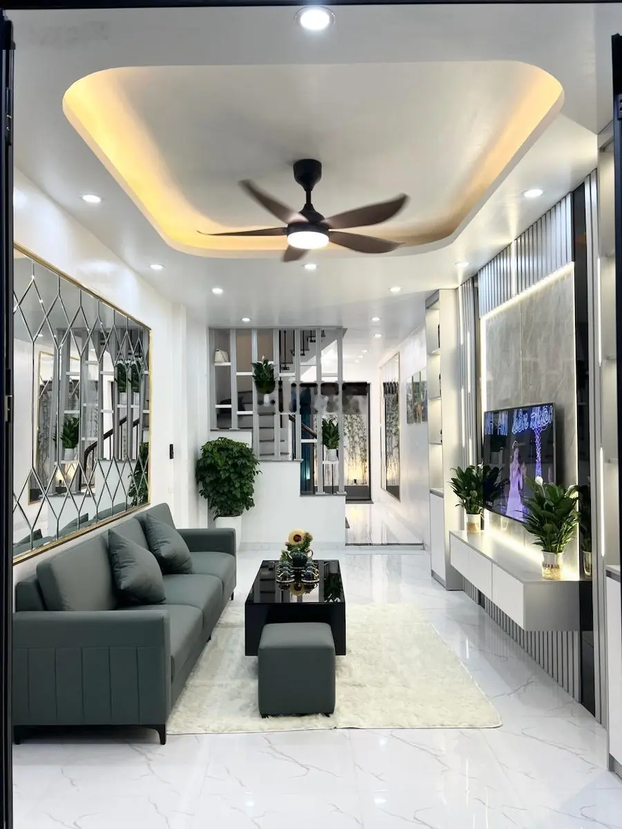Thật 100-Bán Nhà khâm Thiêm - đống đa 40 m2 -4 tầng - 3.2 m mặt tiền - SIÊU PHẨM- 5.68 Tỉ