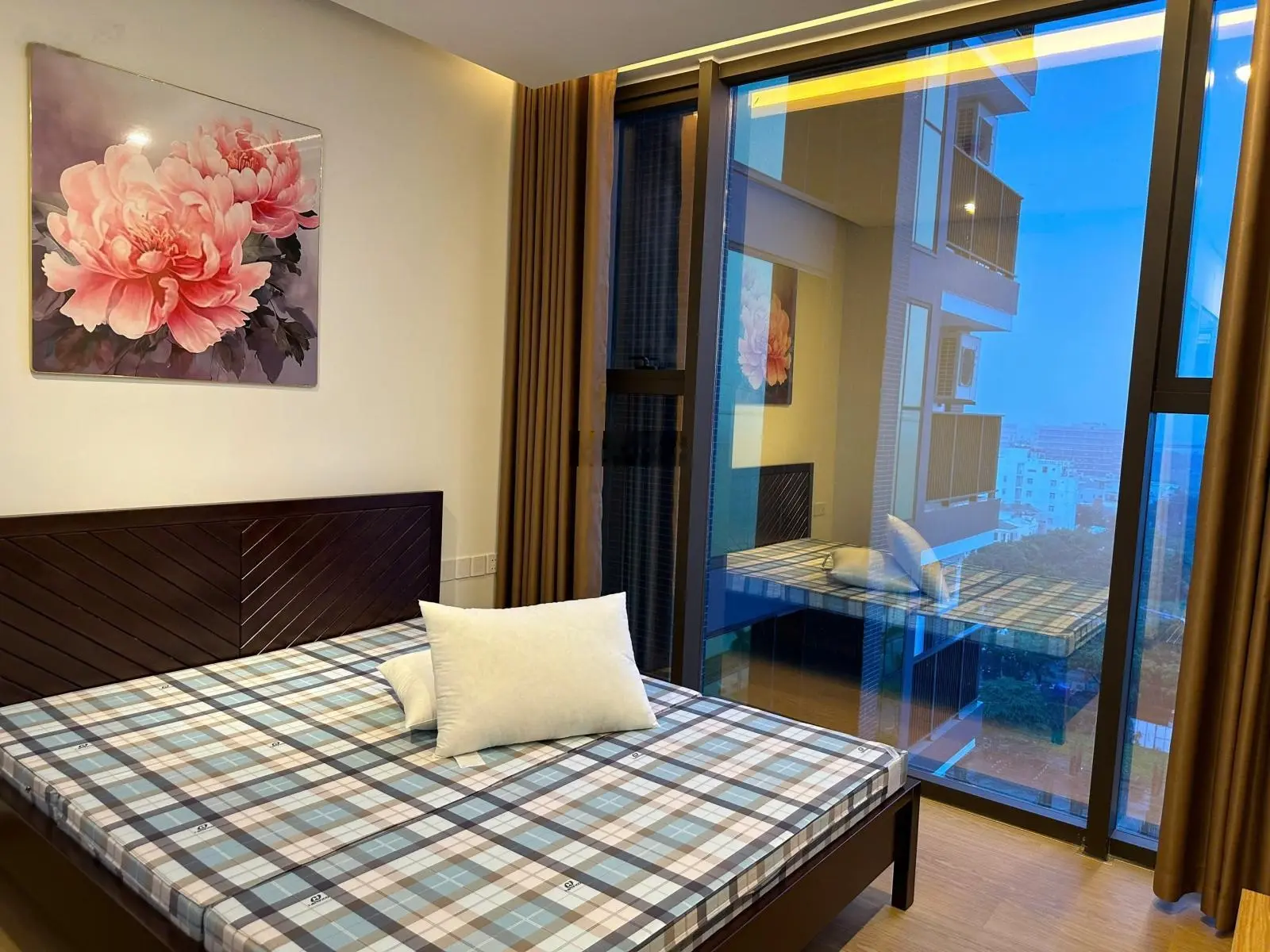 Cực hiếm - Bán căn hộ 2PN 68m2 Sam Tower tầng 16, view sông Hàn, TT Đà Nẵng - Sổ đỏ lâu dài