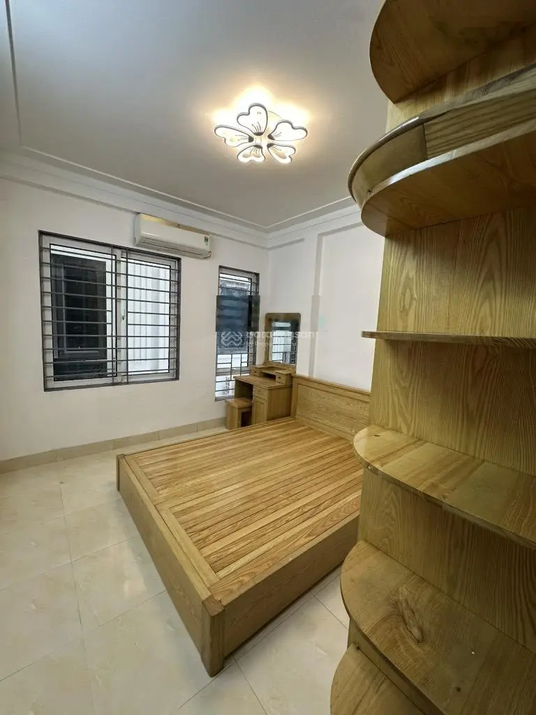 Chỉ hơn 6 đồng nhỏ có ngay nhà riêng 5 tầng mới xây gần KĐT Linh Đàm, 60m ra đường xe tải tránh