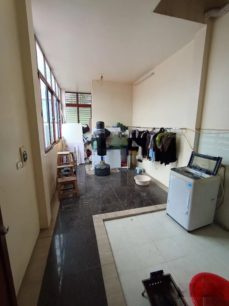 Nhà dân xây ở luôn đón Tết Giáp Thìn tại phố Tân Xuân, 32m2, 5 tầng chắc chắn, giá bán 5.1 tỷ.