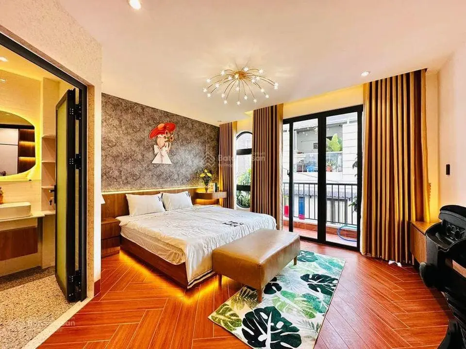 Đẩy bán nhanh nhà Nguyễn Thị Huỳnh, Phú Nhuận 4,6x18, 1T3L. 4PN, 5WC, cho thuê spa 17tr/thang