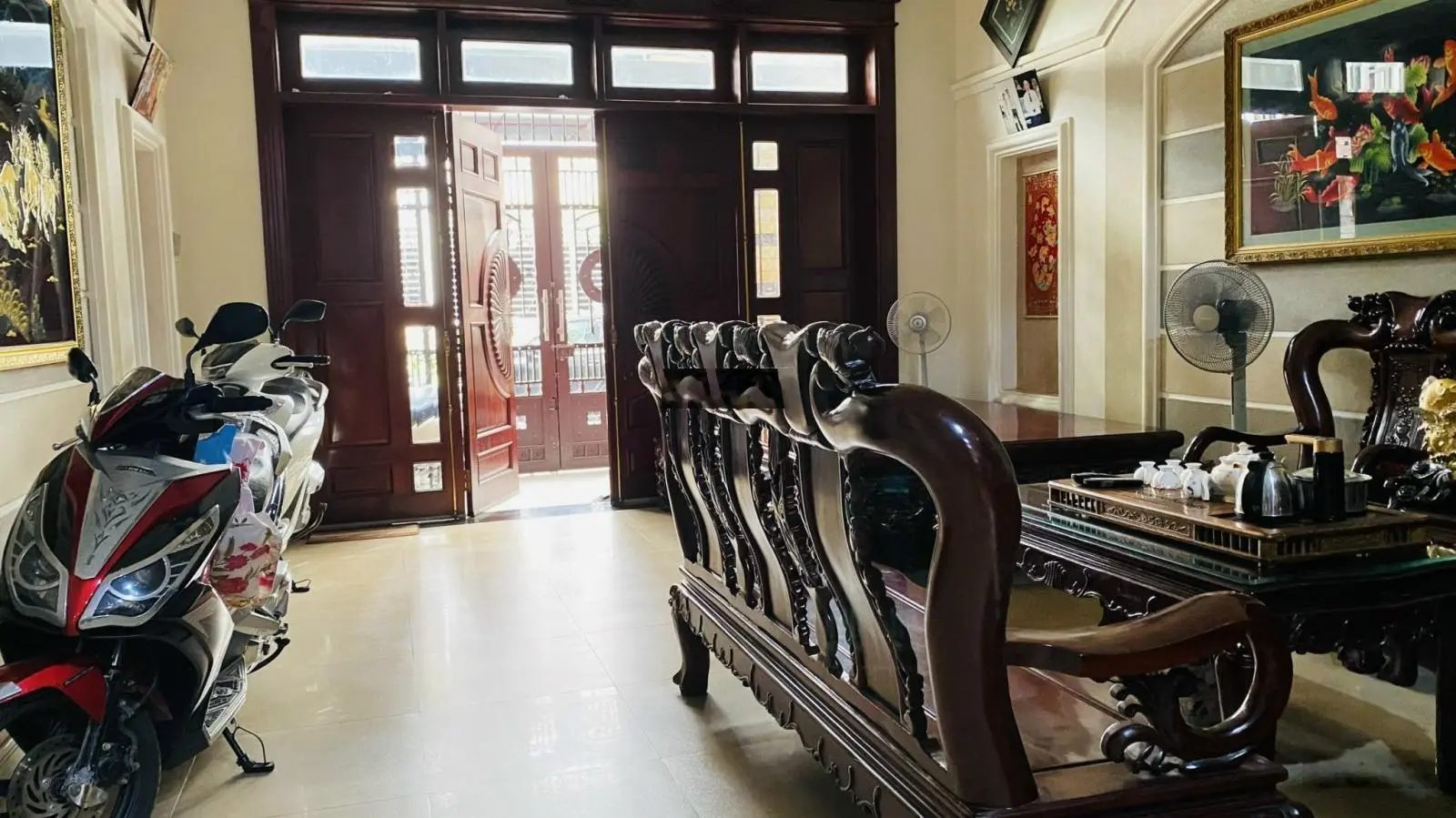 Bán nhà phố tại Lương Định Của Q2, dt 5x20m trệt 3 lầu, sổ Hồng, giá chỉ 18.7 tỷ. LH 0904357135