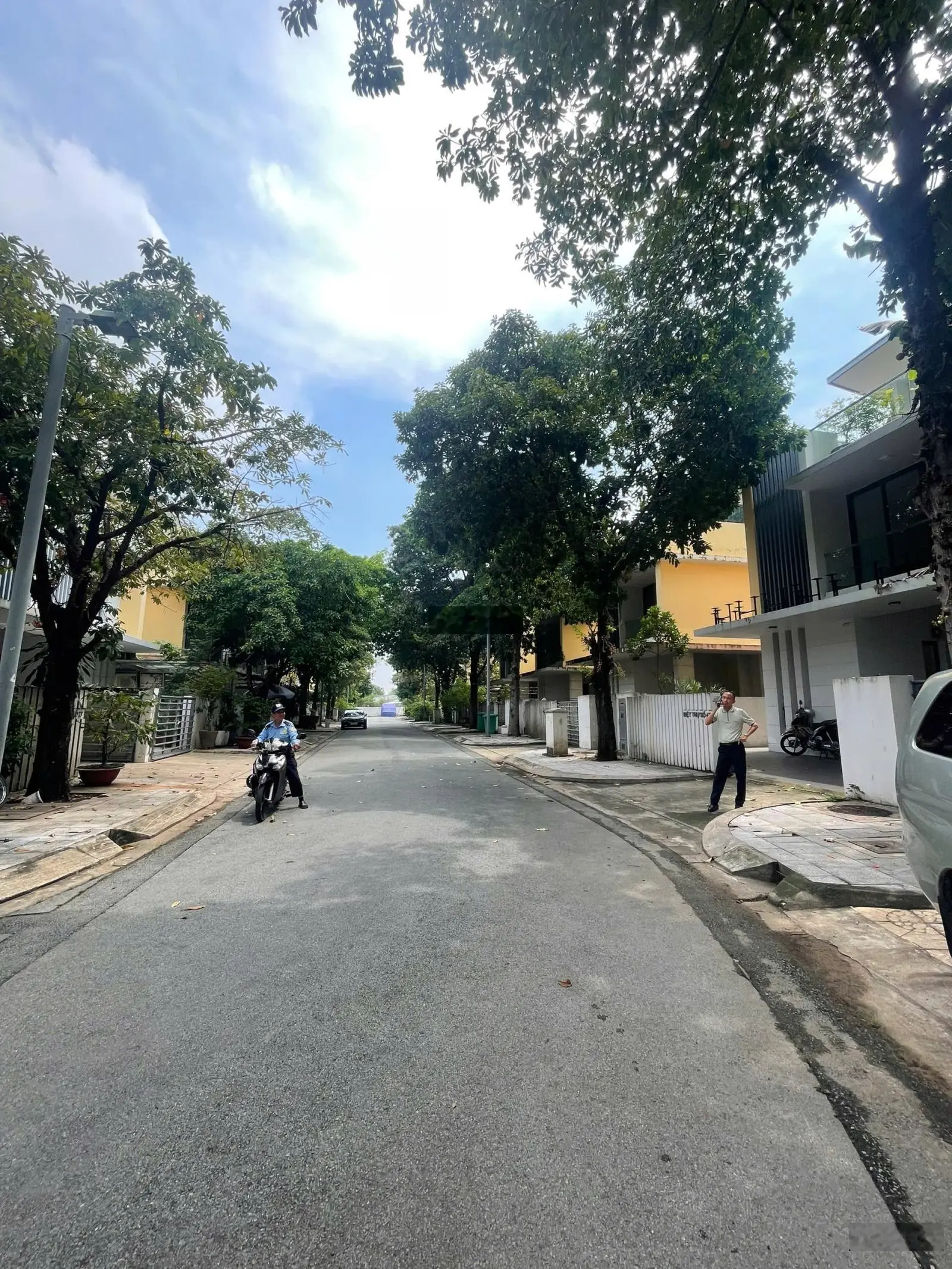 Biệt thự nội khu Galand, Phước Long B, Thành Phố Thủ Đức. Diện tích 206m2/20.5 Tỷ