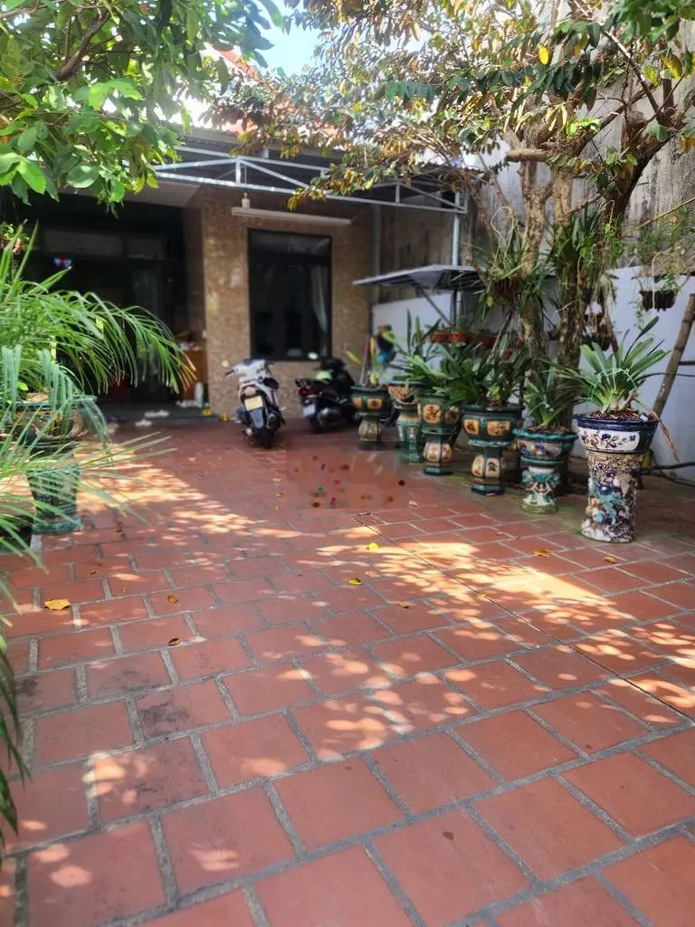 Bán nhà gia giang. Kiểu biệt thự. 230m2. Trần đại nghĩa. Kiệt 7m.