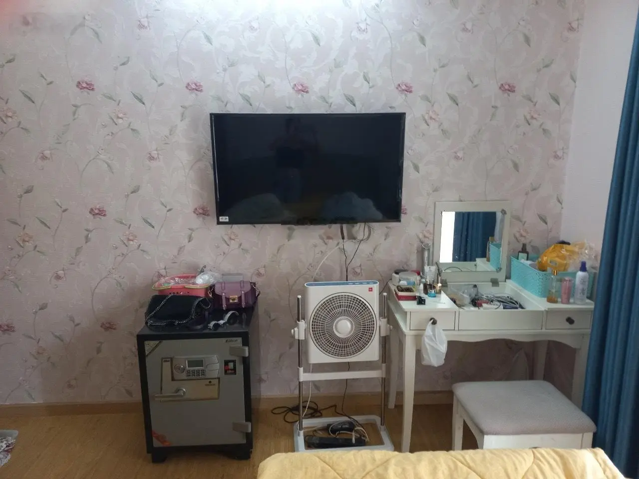 Bán căn hộ Tecco Central Home, Q Bình Thạnh, 64m2, 2PN, 2WC, giá 3,2 tỷ, LH:0931 412 *** Kim Ngọc