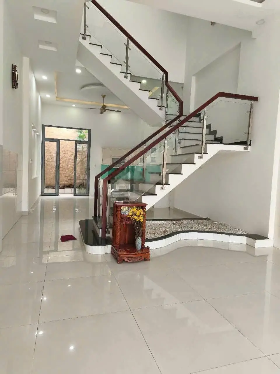 7,4 Tỷ , Nhà 3 tầng , 115m2 , Ngang 5m , Đường xe hơi tránh , Đường Bùi văn Ngữ , Hiệp Thành , Q12.