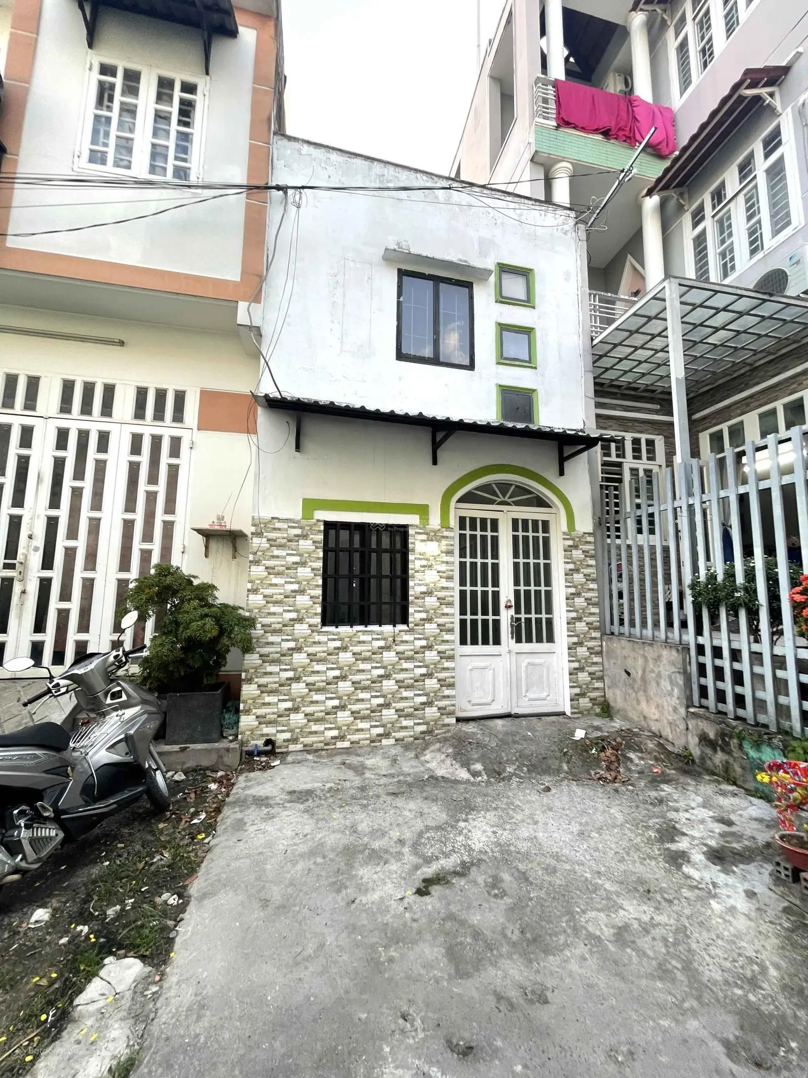 Bán nhà hẻm xe hơi 24m2 3.4x7m 2 tầng mới đẹp Quốc Lộ 13 Hiệp Bình Phước Thủ Đức chỉ 2,25 tỷ