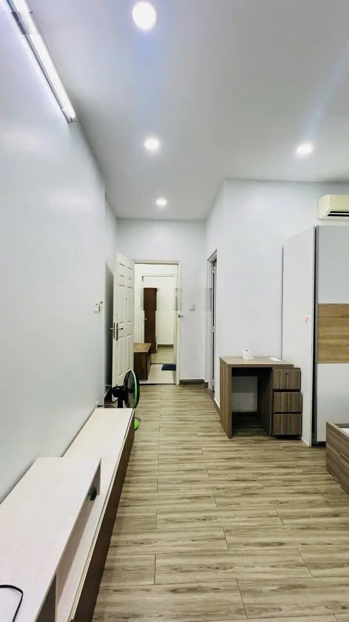 Bán nhà Q2 chỉ 7,8 tỷ diện tích XD 107m2, đường 12m, khu dân cư sầm uất