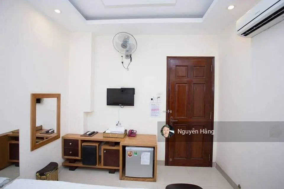 (Hot)Building 5 lầu mặt tiền Đồng Đen -Bàu Cát ngang khủng 12x18m 216m2 32CHDV lãi ròng 2tỷ/n 50 tỷ