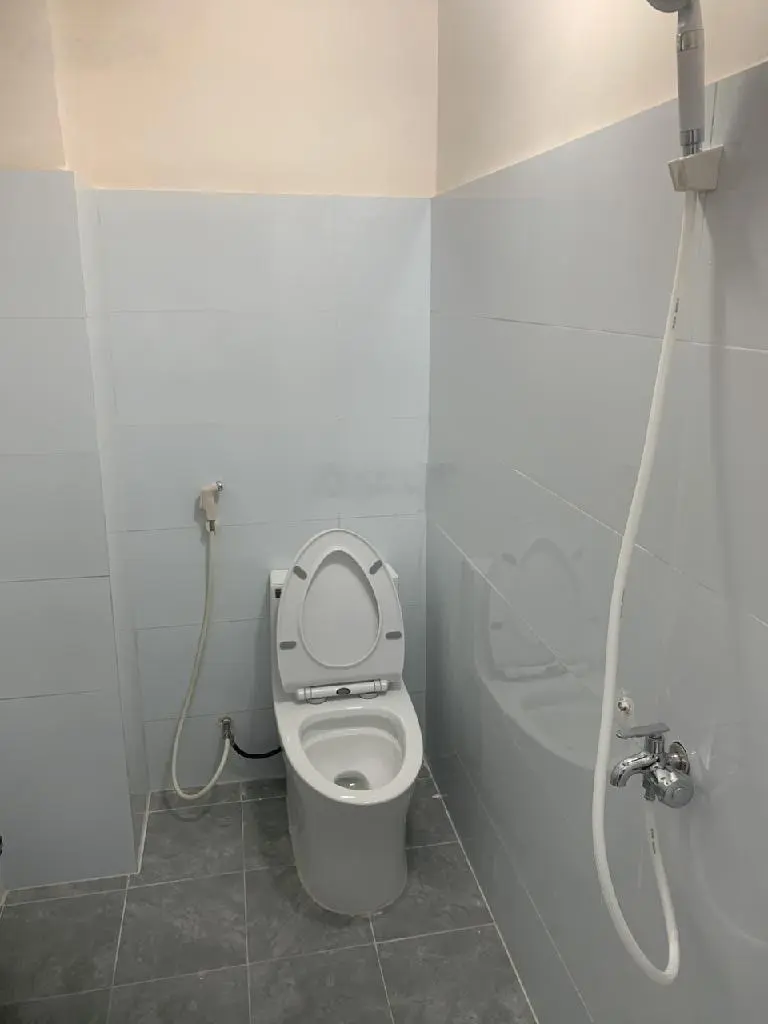 Giảm sốc 1 tỷ, chỉ 3.9x tỷ sở hữu ngay nhà 2 tầng đúc kiên cố, 5.8x11, hoàn công đủ, hỗ trợ vay NH
