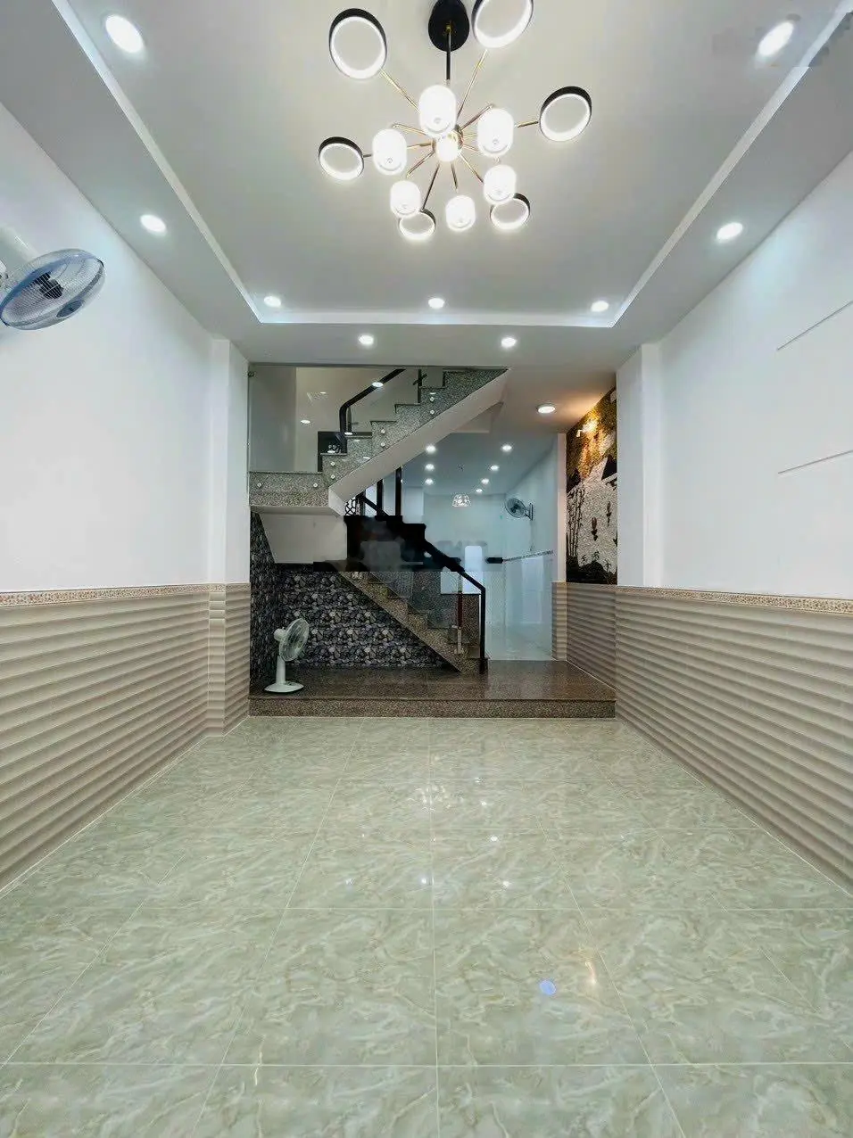 Bán nhà Nguyễn Hồng Đào - P14 - Tân Bình. DT 65,2m2 đang cho thuê 21 triệu. Gần UBND quận