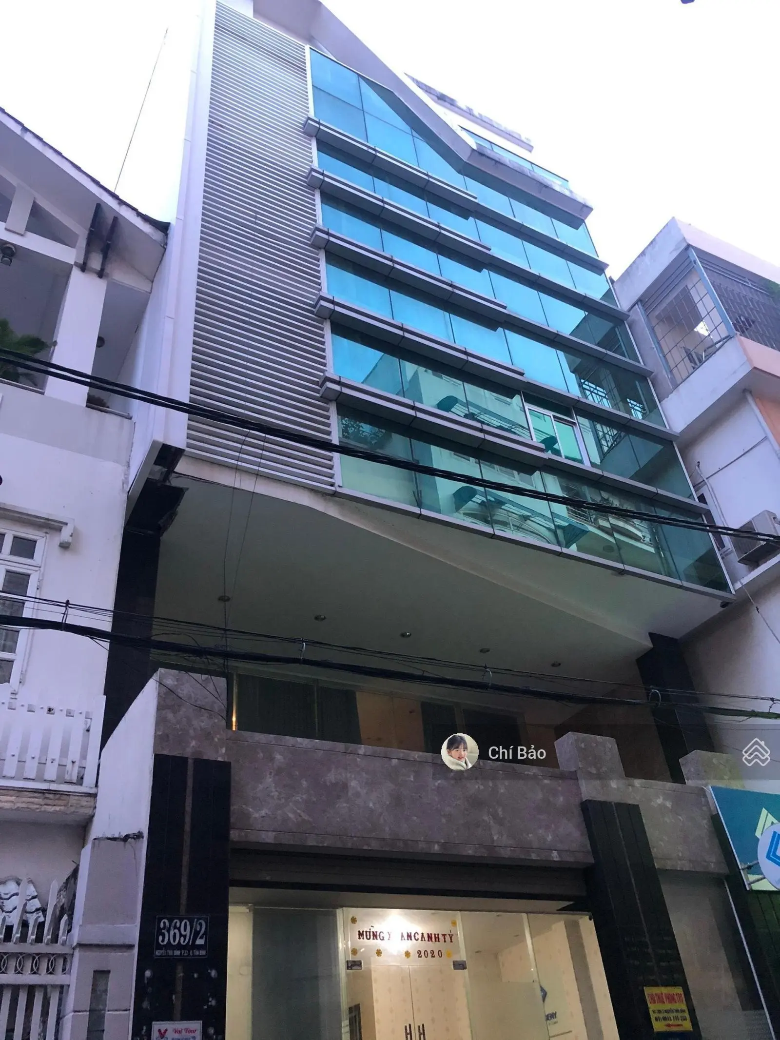 Bán gấp building mới Nguyễn Văn Trỗi. 14.5x16m5m, 225m2, 5 tầng, HĐT 150tr. Giá 44.5 tỷ TL