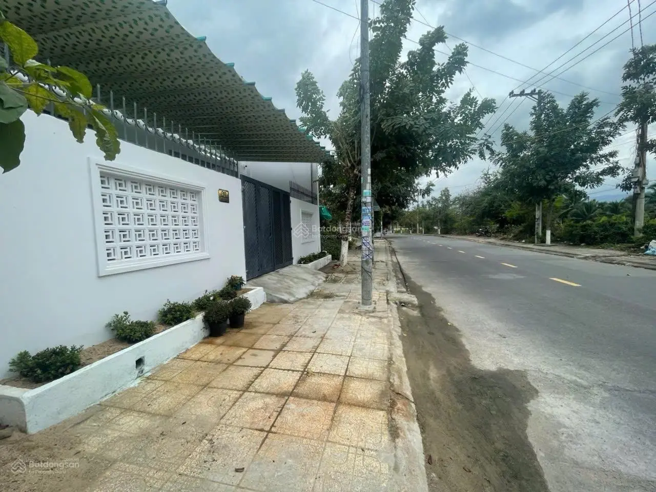 Bán Nhà Thị Trấn Diên Khánh,Dt 150,7m2 Ngang 10m Full Đất Đô Thị ODT, Đường Nhựa 14m,Giá 3tỷ Bao Sổ