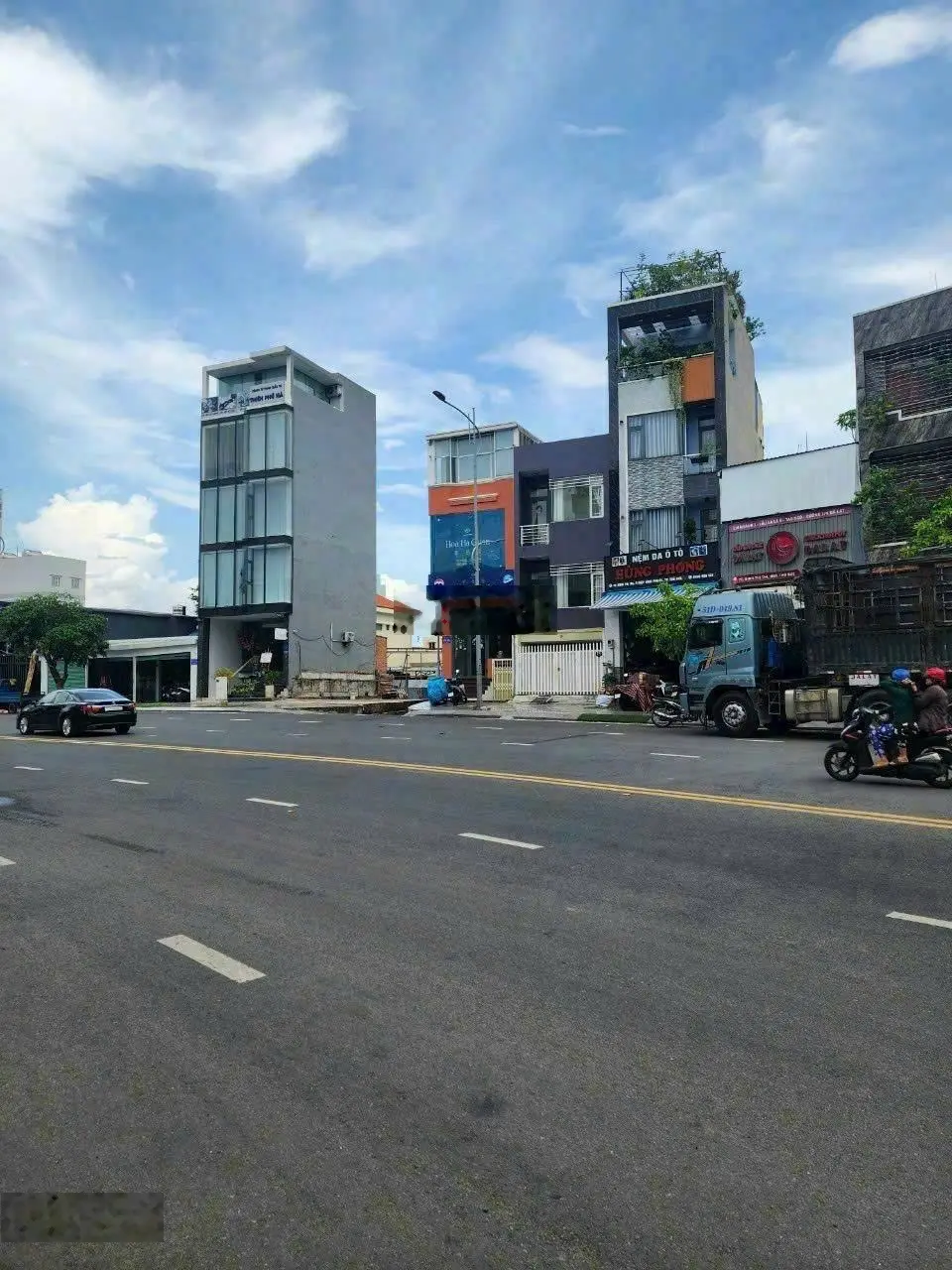 Bán nhà mặt tiền đường Đinh Thị Thi, Hiệp Bình Phước, Thủ Đức
