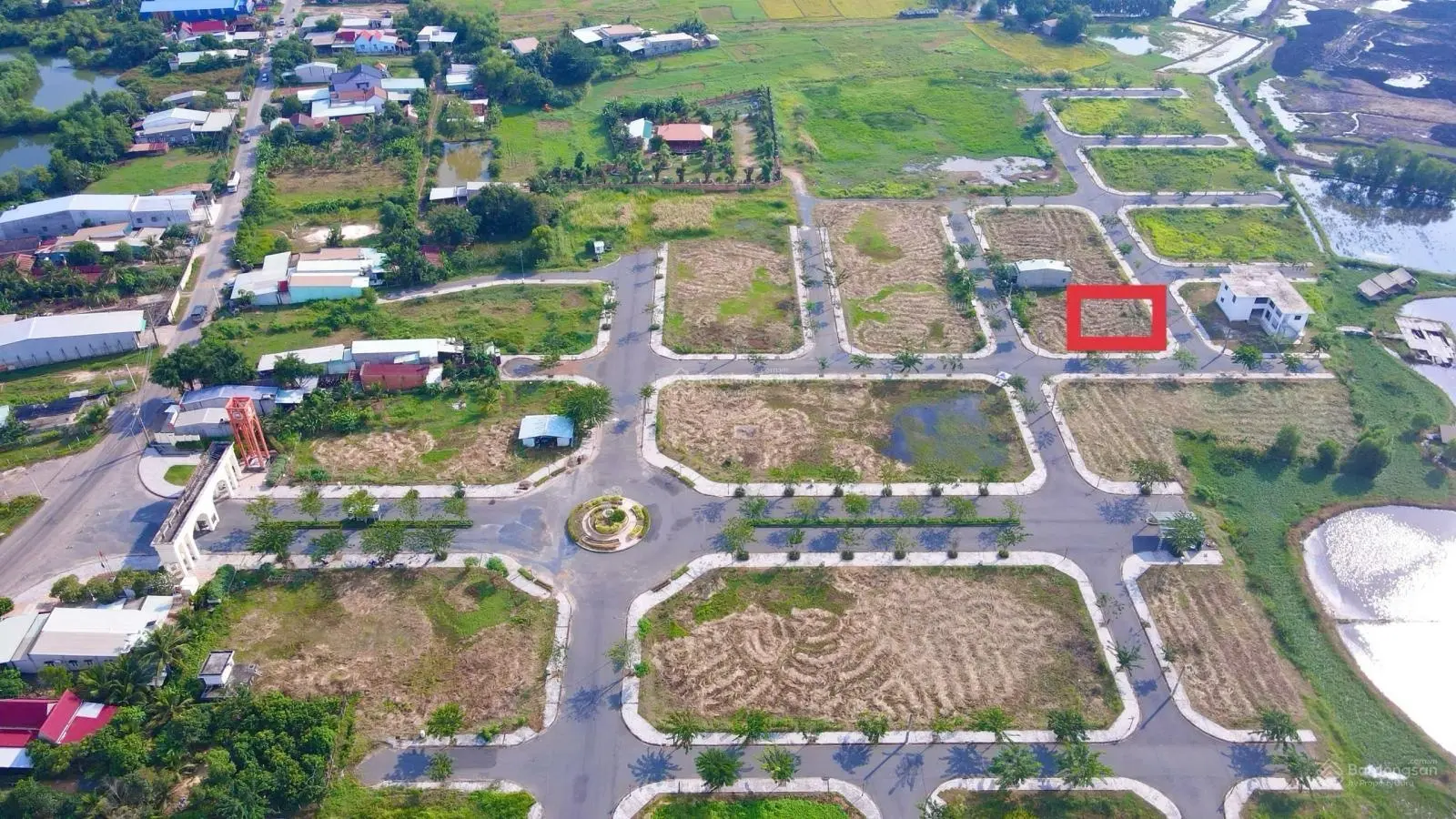 Giá rẻ chưa từng xuất hiện tại dự án Hưng Long Residences 650tr /nền 80m2