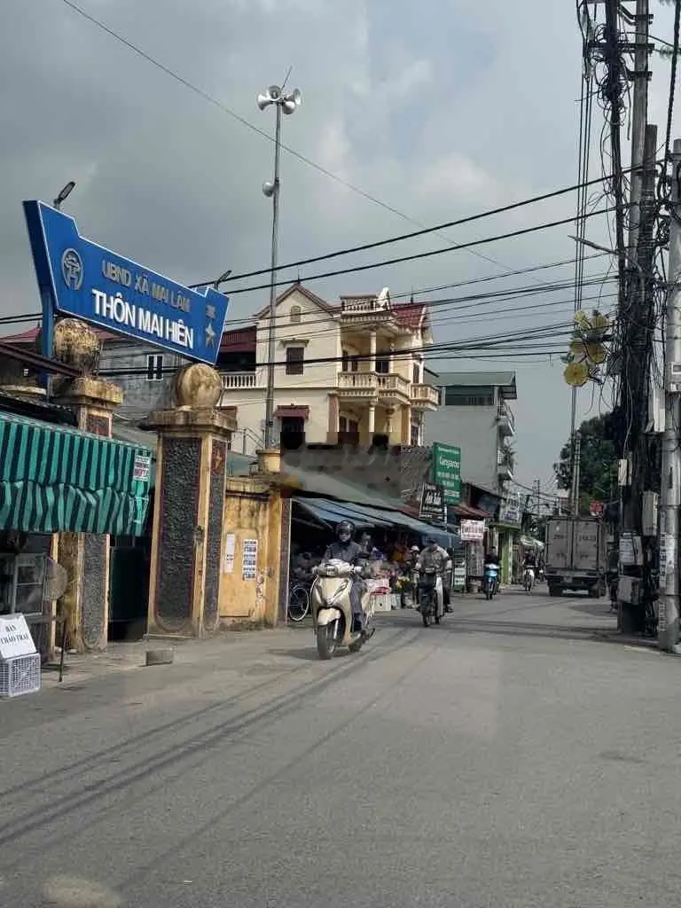Đẹp long lanh- đường thông oto vào đất- gần vinhome và cầu tứ liên